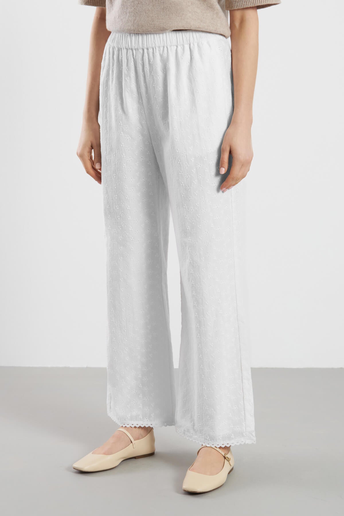 Capri Pants - White
