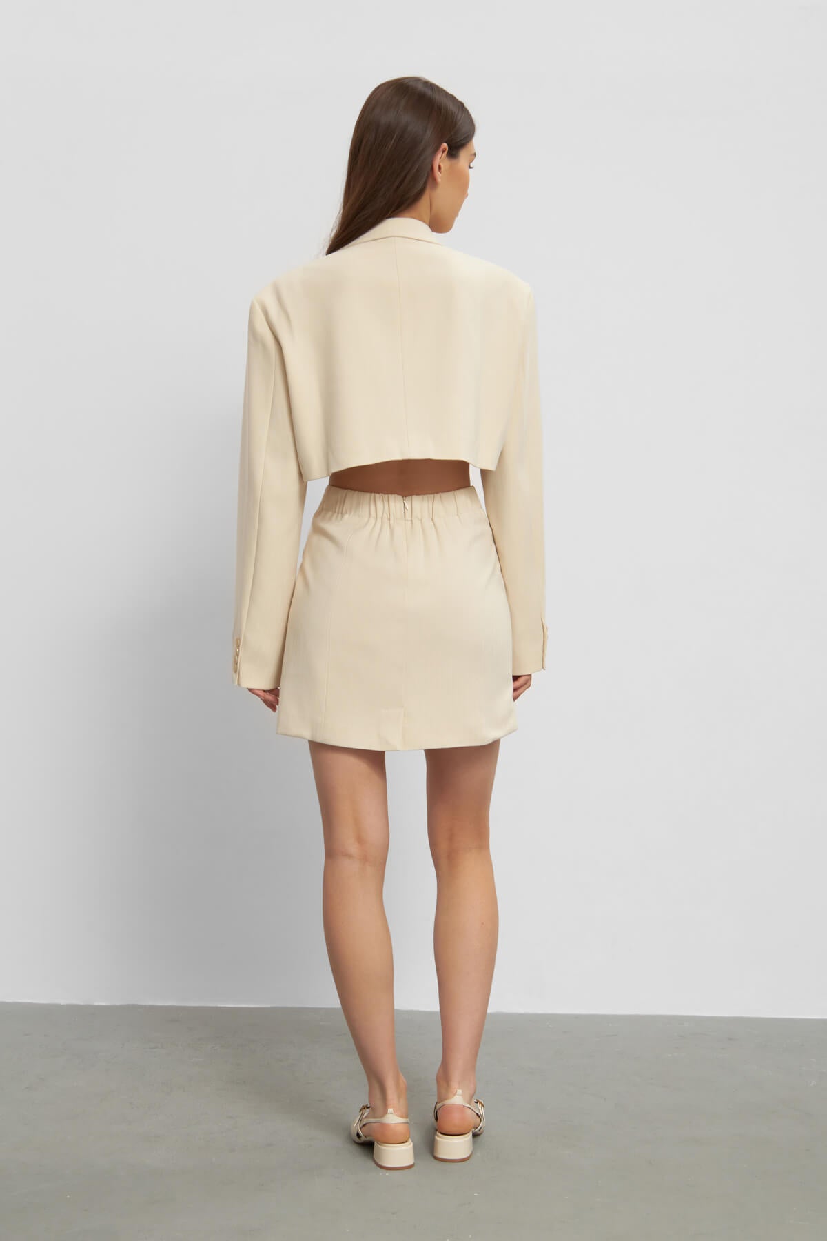 Nude deals cropped blazer